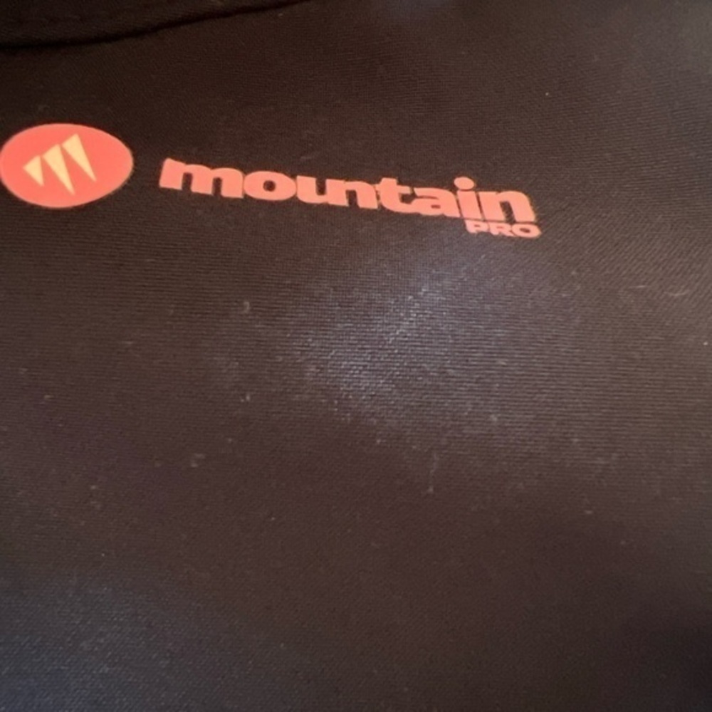 Mountain Pro Women's Size M Softshell Montana Jacket (R) - Picture 3 of 7